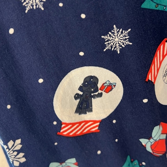 Disney Star Wars Snow-globe Christmas Short Sleeve Button Up Shirt - Picture 2 of 12